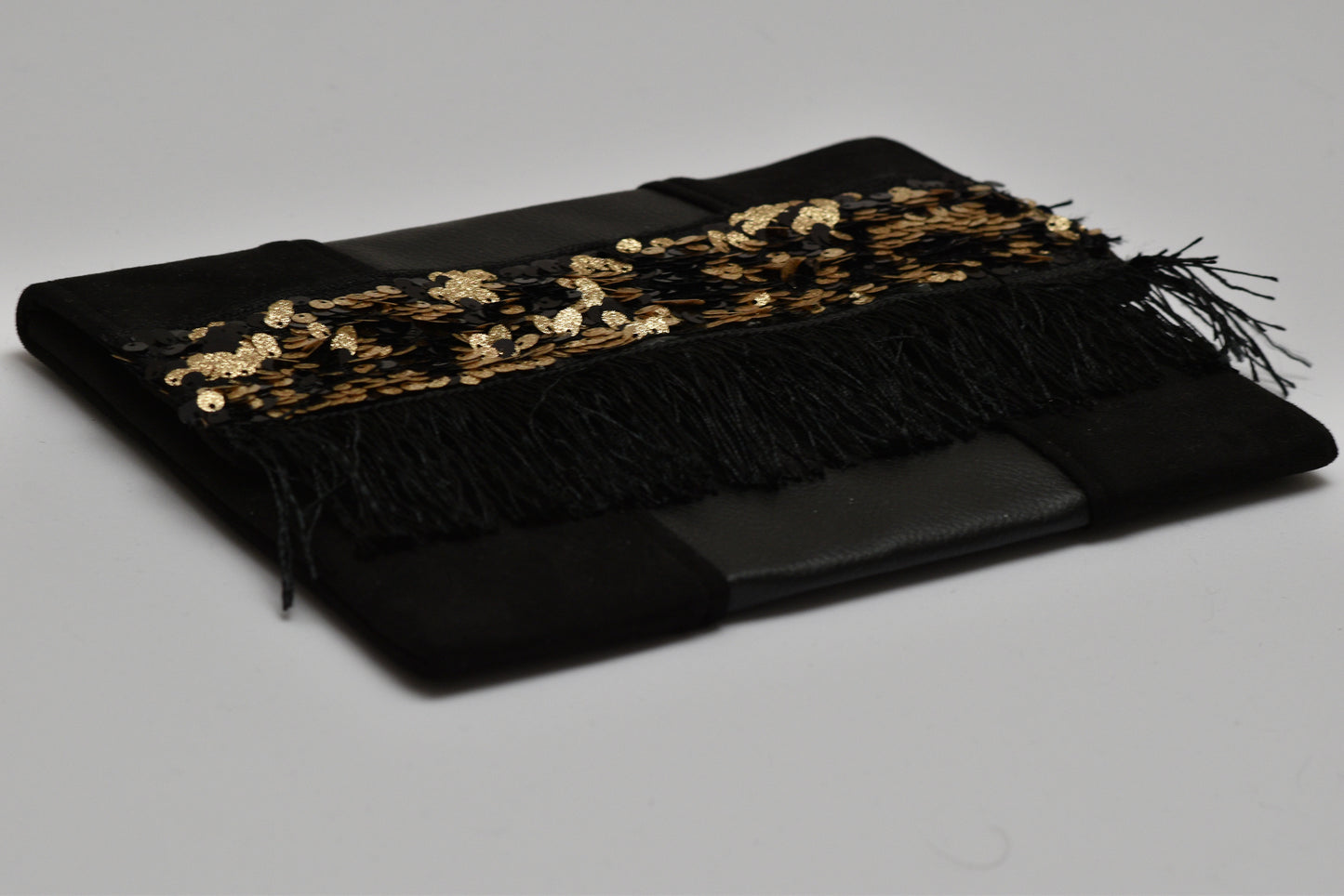 Elegante Abendtasche aus Wildleder und Leder: Digitales Schnittmuster und Schritt-für-Schritt-Anleitung