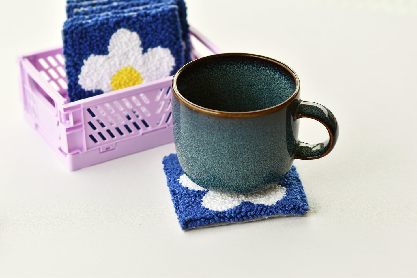 Punch needle daisy Mug Rug / Mug Coaster digital pattern